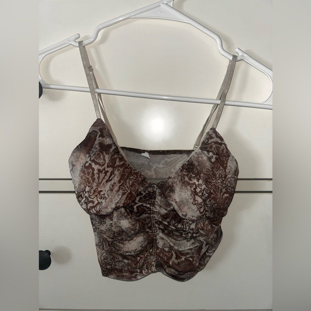 Garage patterned top